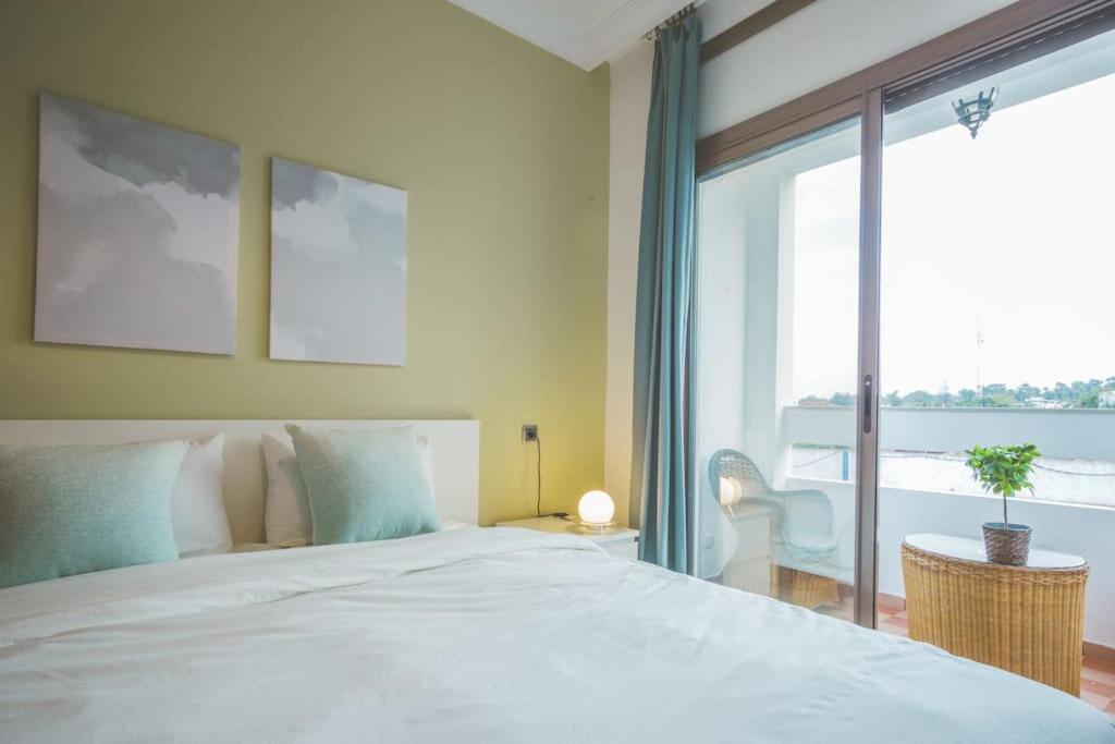 Lovely 2 Bedroom Vacation Home With Pool/Beach スコイラ エクステリア 写真